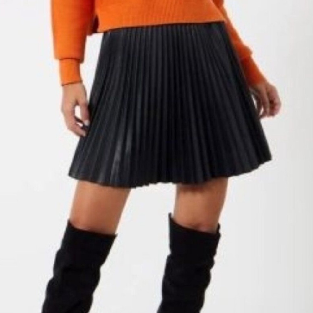 French Connection Black Pleated Faux Leather Mini Skirt